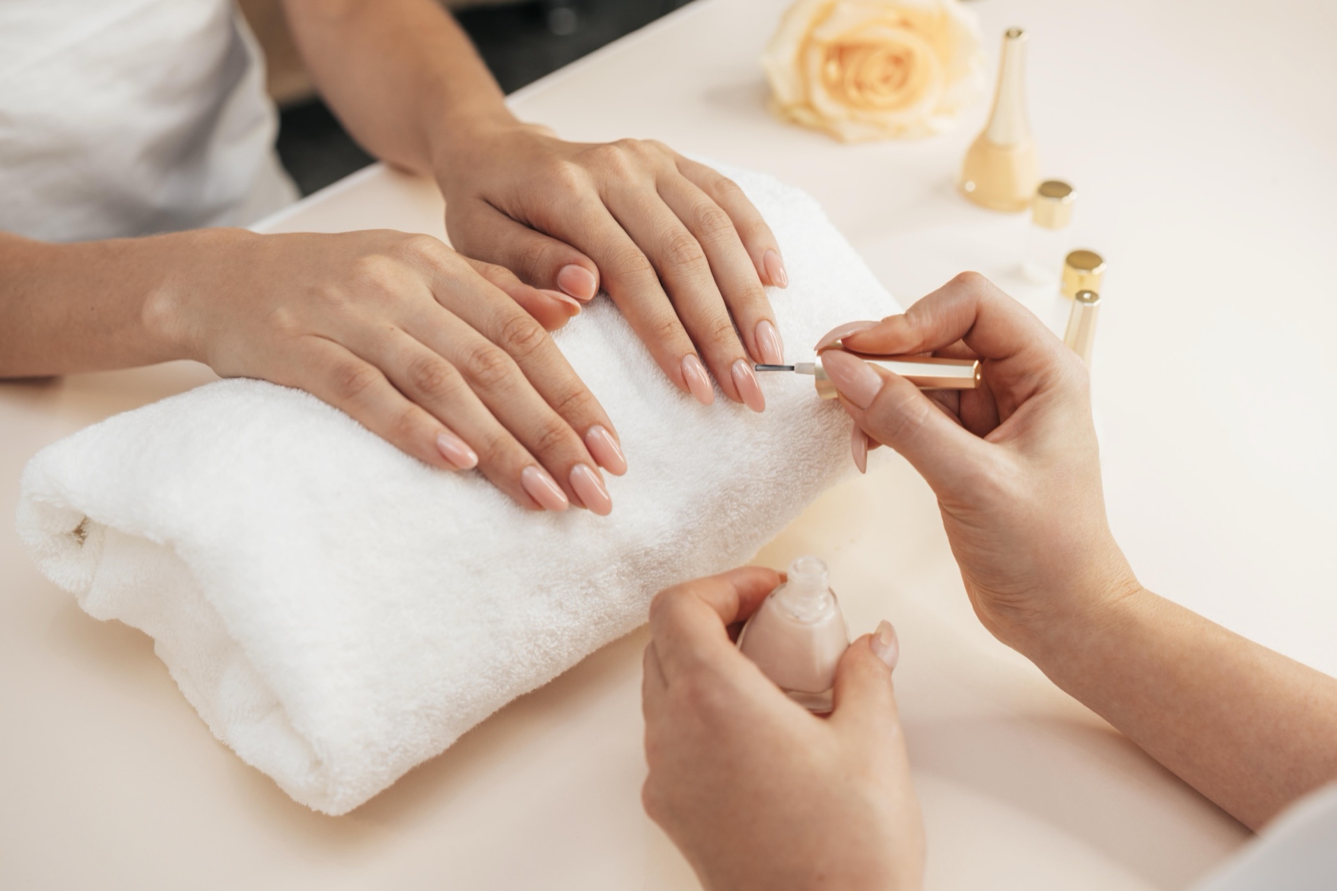 Violora Studio nail work