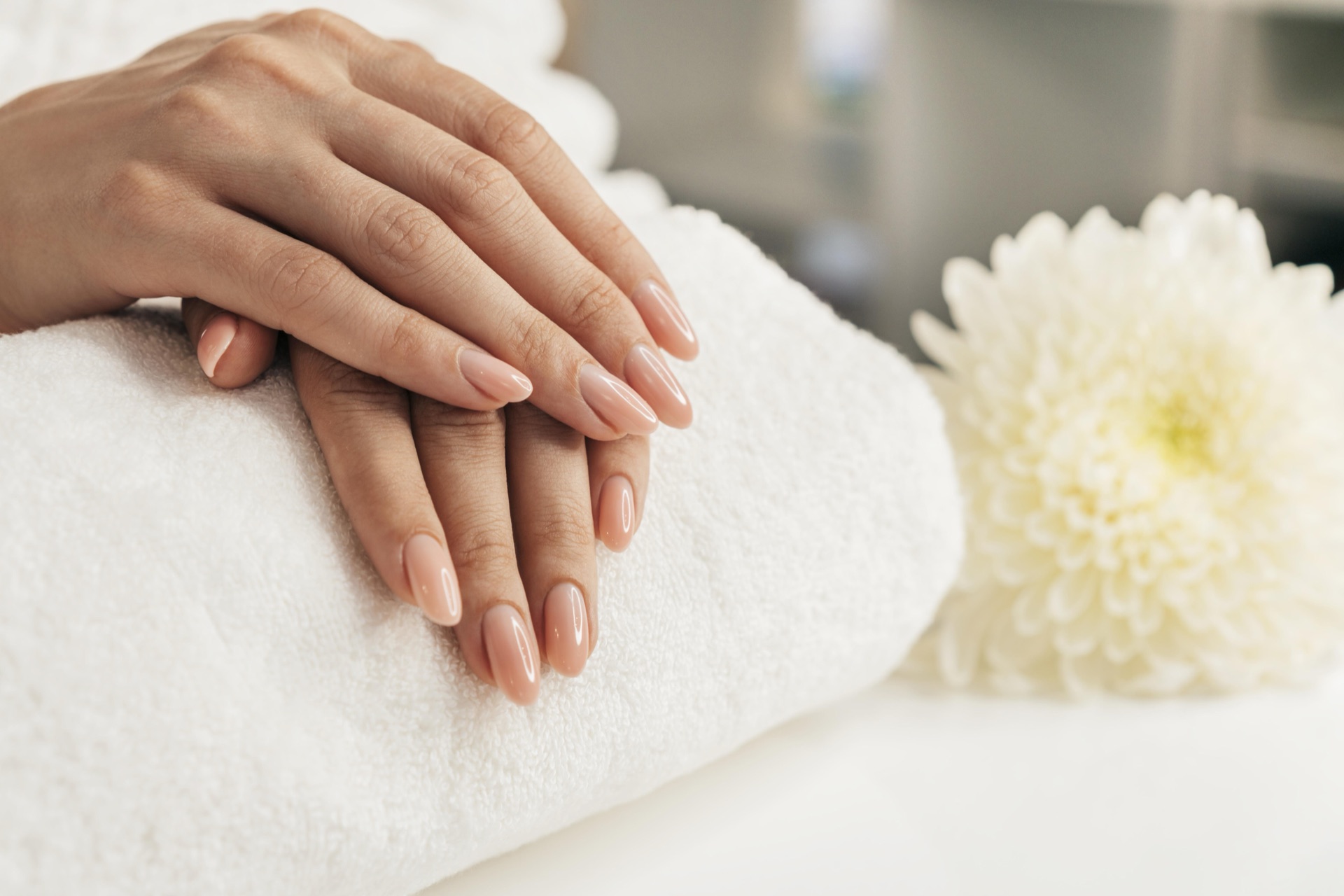 Violora Studio nail work