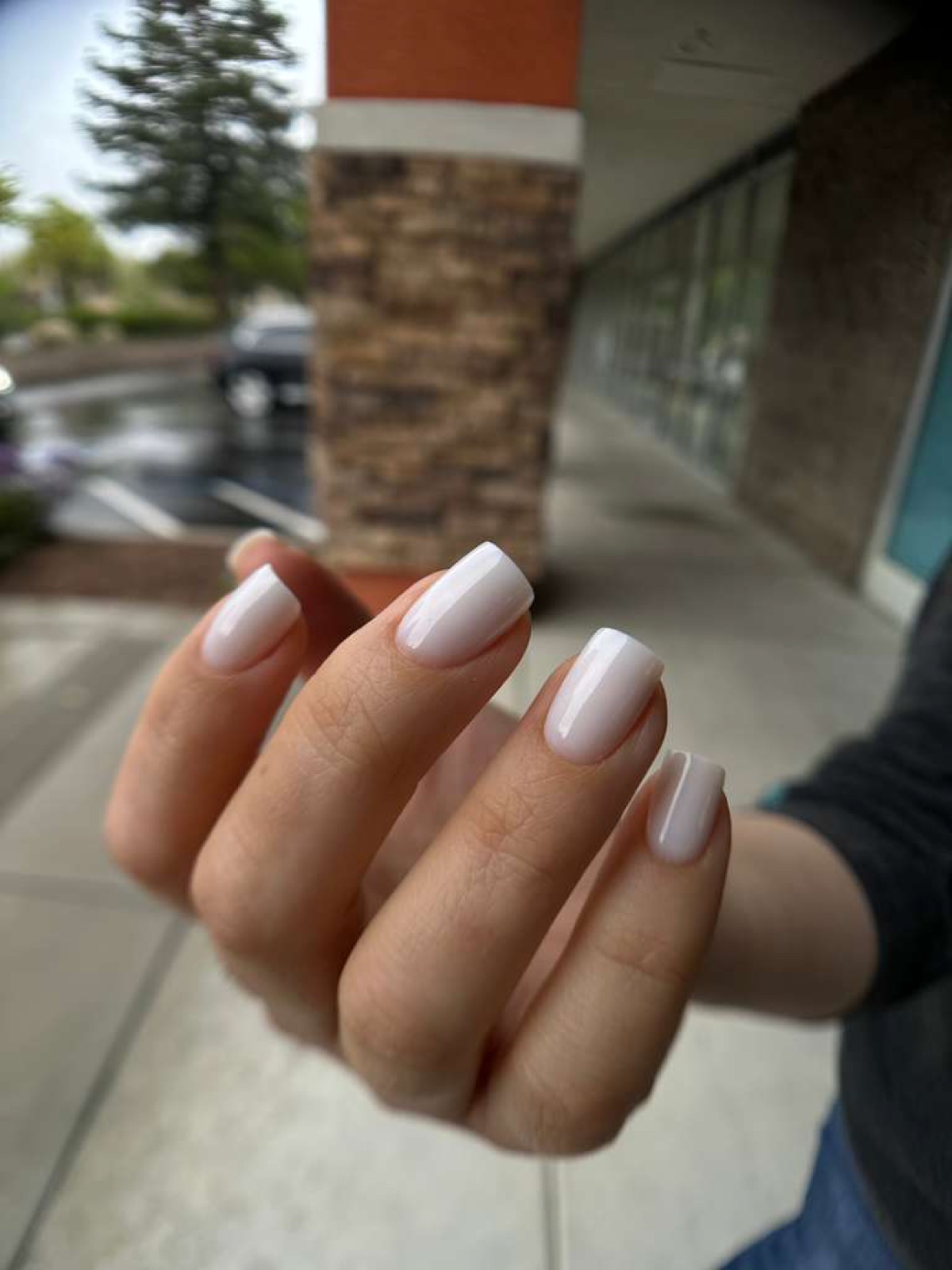 Violora Studio nail work